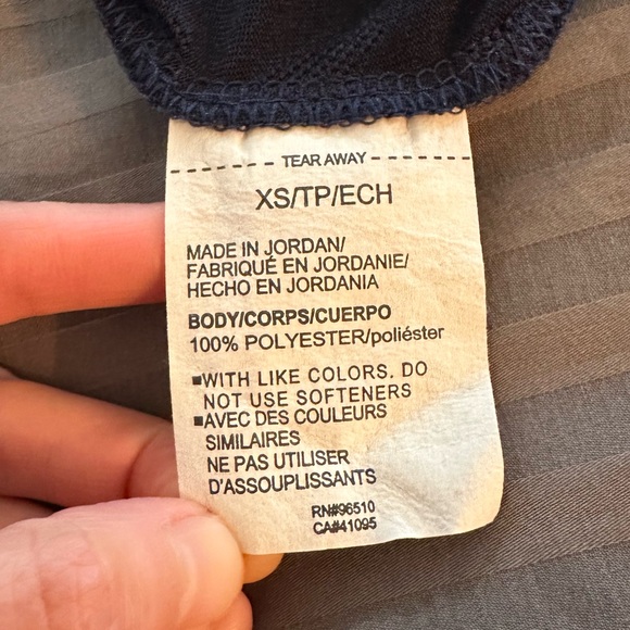 2/$20 Under Armour workout tank, size XS - Picture 4 of 4